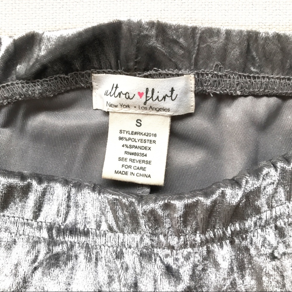 Silver Plush Leggings with Black Stripes! ☁️ - Picture 4 of 4